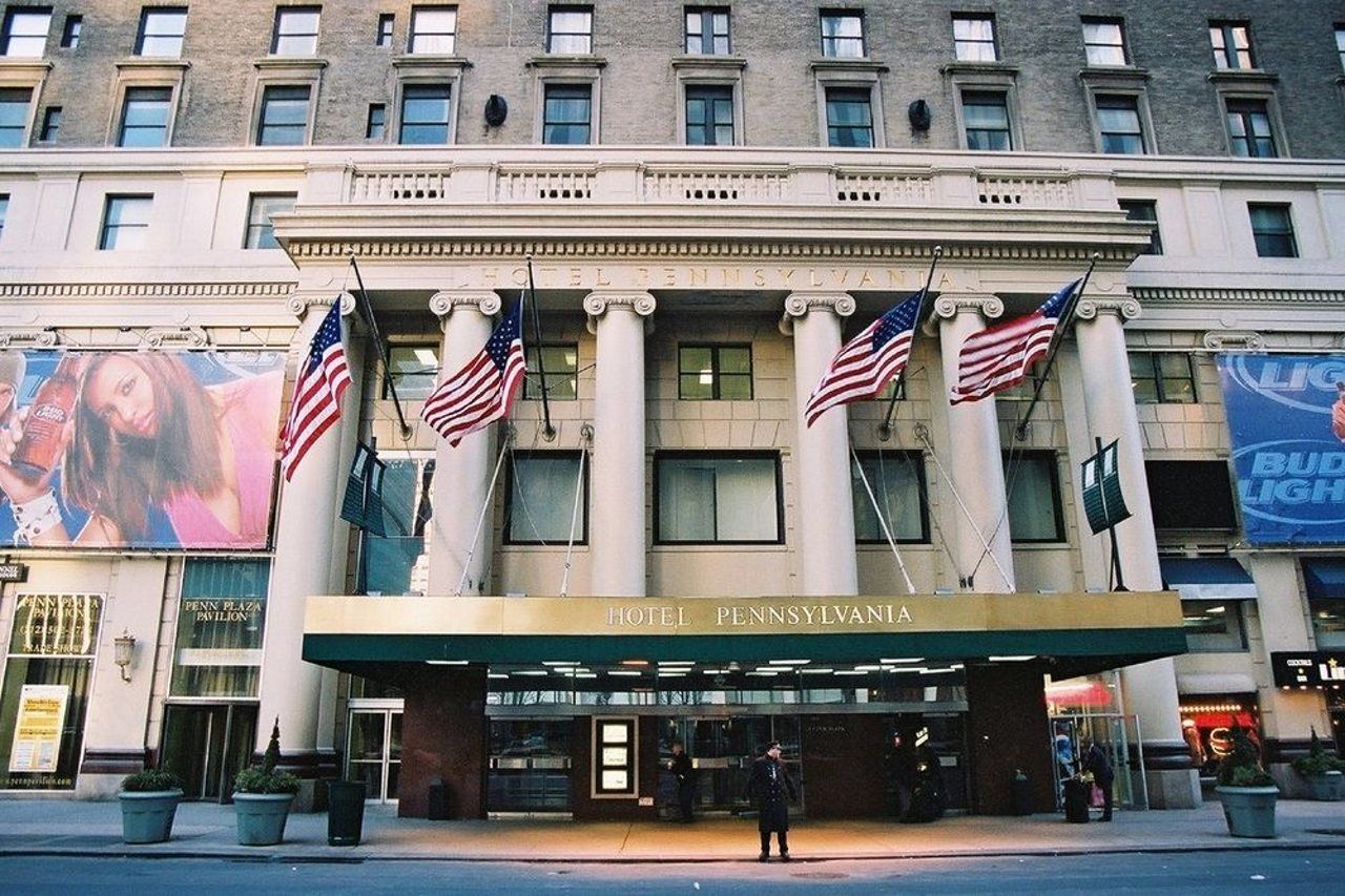 Hotel Pennsylvania Ню Йорк Екстериор снимка