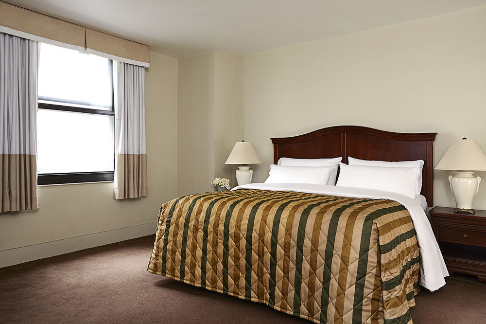 Hotel Pennsylvania Ню Йорк Екстериор снимка